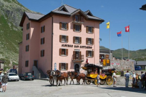 Отель Albergo San Gottardo  Айроло